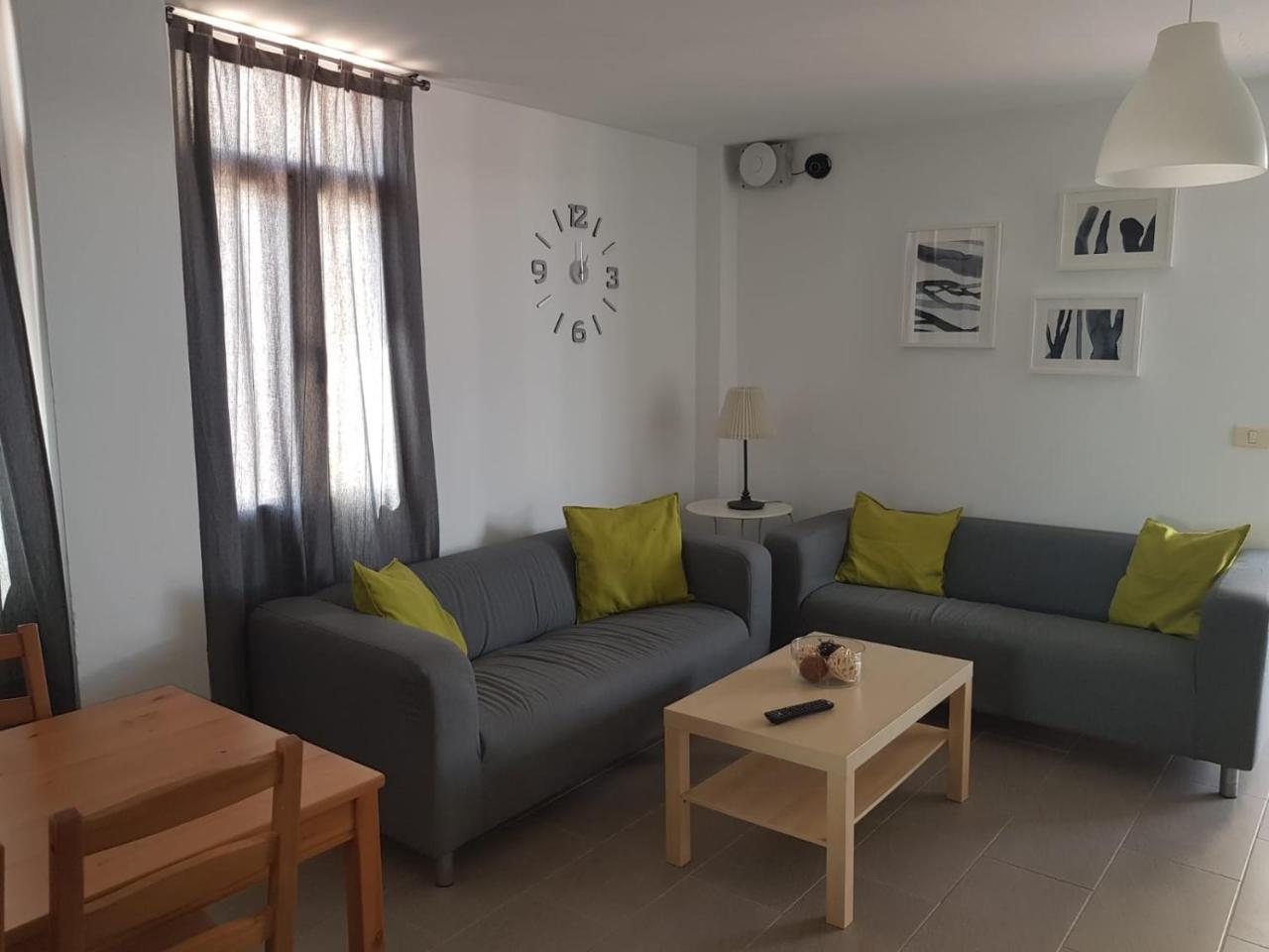 Ciw Hostel Pozo Izquierdo Bagian luar foto